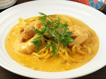 赤海老のアメリケーヌのブッカティーニ