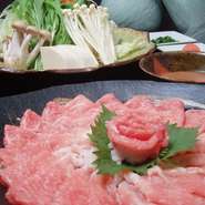A5黒毛和牛豆乳しゃぶしゃぶを堪能。
※別途飲み放題をお付けできます。画像はイメージです。