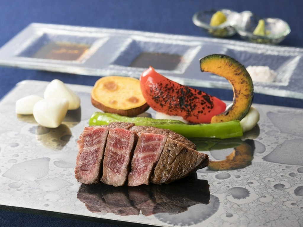 認証「近江牛」フィレ100g/サーロイン120g