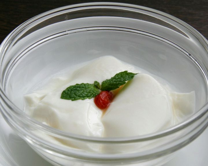 ふわふわな口当たり『生の杏仁を使ったやわらか杏仁豆腐』