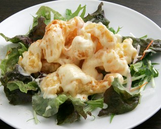 箸が止まらない味わい『大海老のマヨネーズ和え』