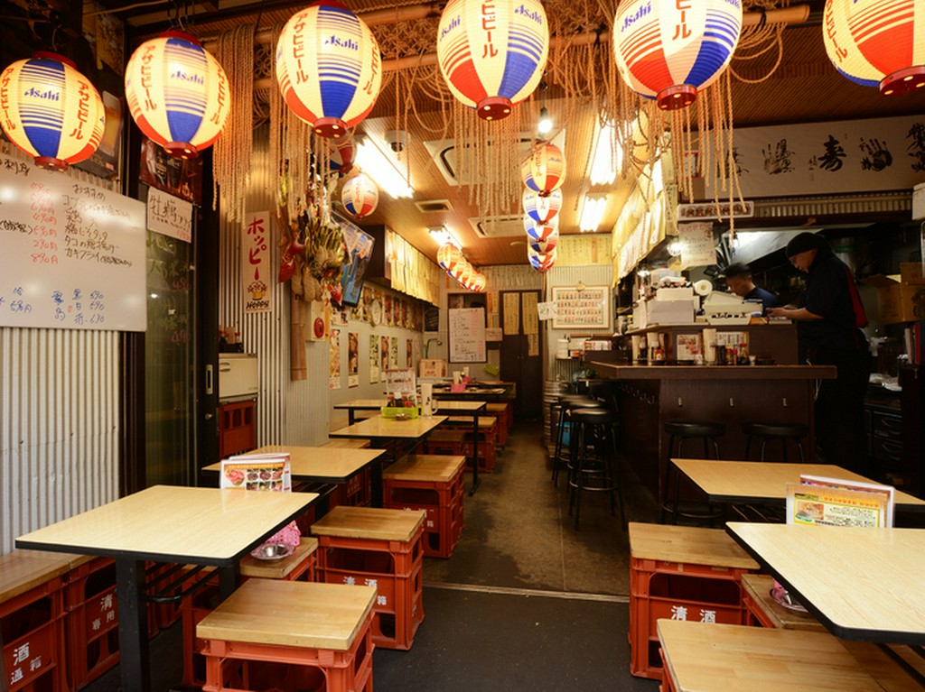 元気をもらえる、お祭りのようなにぎやかな空間