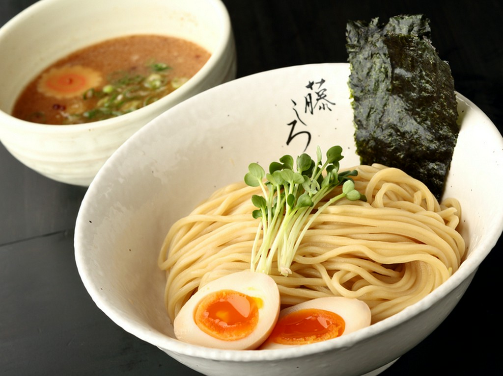自然な旨みとコクを堪能『芳醇　鶏白湯味玉つけ麺』