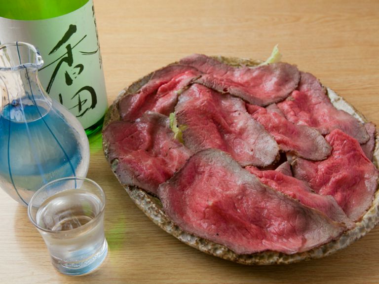 サラダ感覚で女性にも人気の『ローストビーフ』