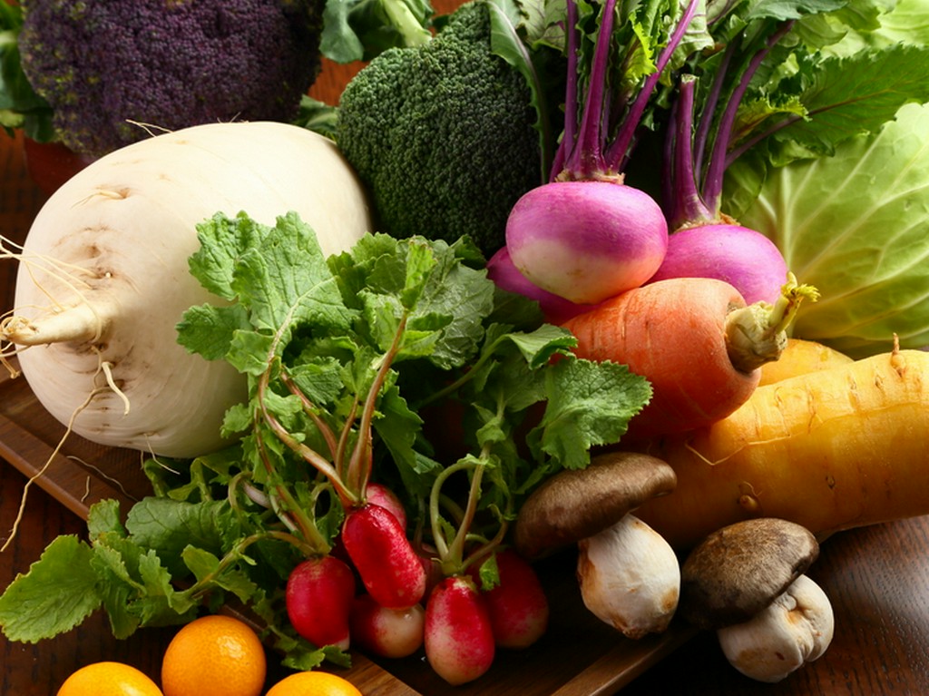 国産食材にこだわり、野菜は契約農家からの仕入れ