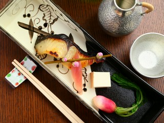 定番で人気がある『サワラの西京焼き』