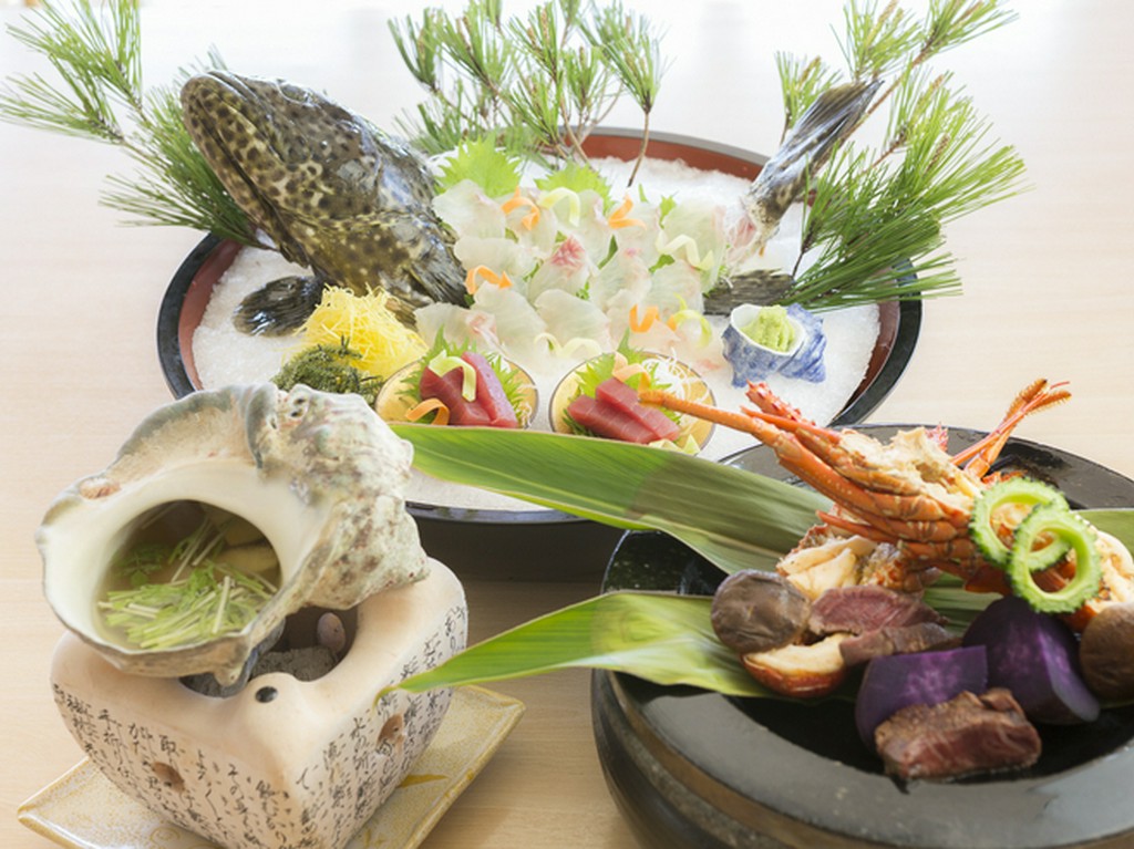 地元の味をふんだんに味わって頂けるよう仕入れにもこだわり有り