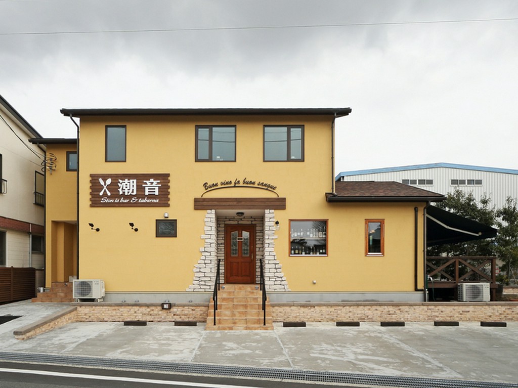 ＜駐車場も完備＞ドライブの帰りにも気軽に立ち寄れます。