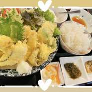 【数量限定！】活ひらめ天ぷら定食 【ご飯、手作り豆腐、お味噌汁はお代わりどうぞ！】