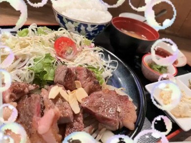 【おかみ特製♪】自慢の牛すじ煮込み！いろいろ～【和牛スジ肉使ってます】