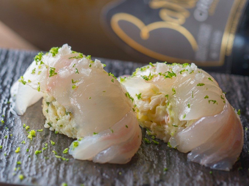 天然平目のお寿司見立て