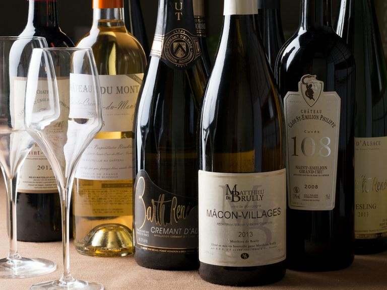 ワイン輸入元が店のためにワインをチョイス