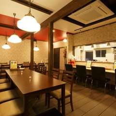 グループでのコース料理は予算に応じて相談を。飲み放題も