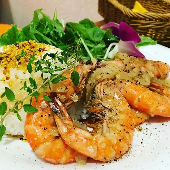 香ばしい『ガーリックシュリンプ』 GARLIC SHRIMPS