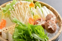 当店（安芸亭）のお野菜は、料理長自ら選定した農家さん指定の新鮮なものをご用意致しております。