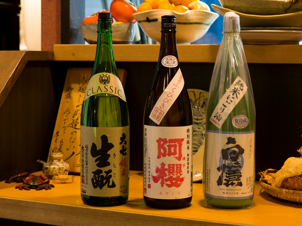 純米酒を中心としたさまざまなタイプの日本酒をラインナップ