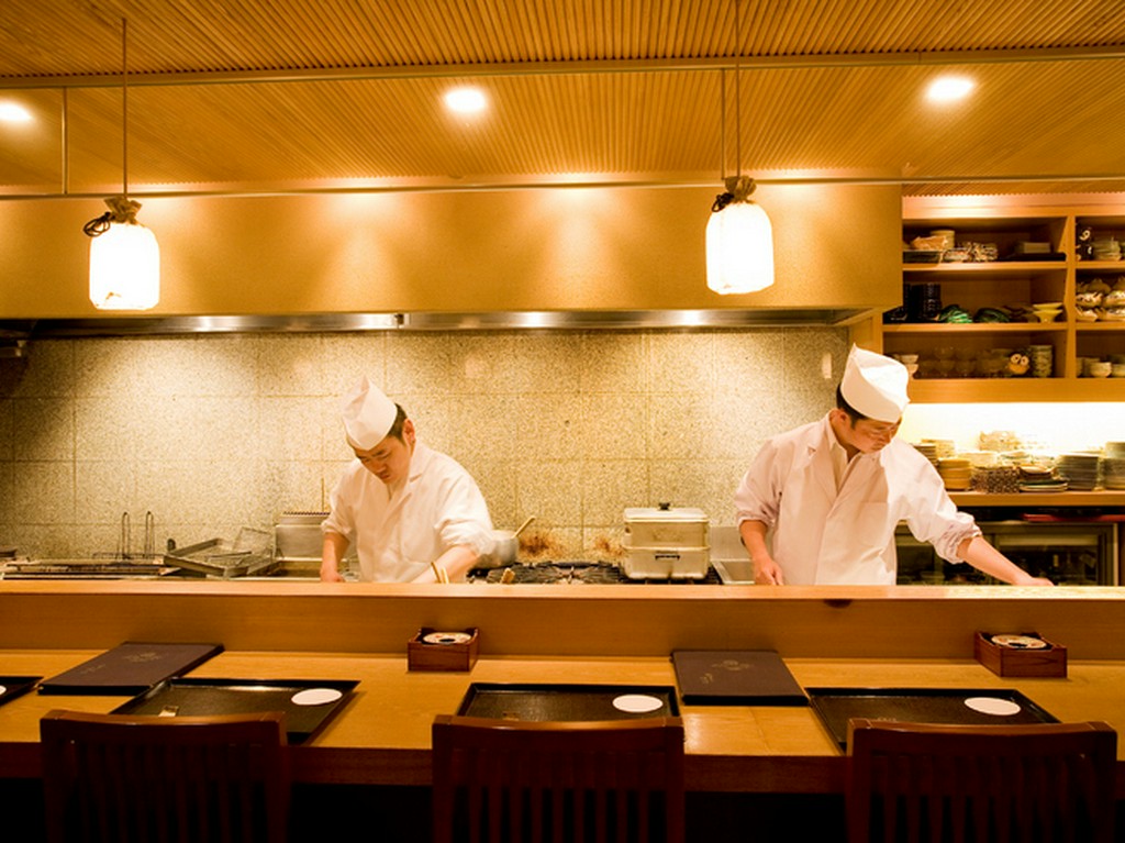 これぞ一流。職人の技が細部にまで光る料理