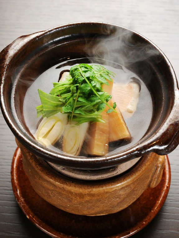 椀物代わりにいただく『甘鯛と筍の鍋』