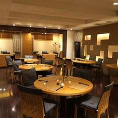 幅広いメニューを取り揃え、家族や友人との食事を楽しく演出