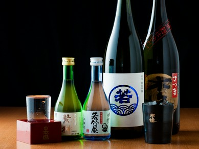 福岡の地酒など日本酒が充実しています