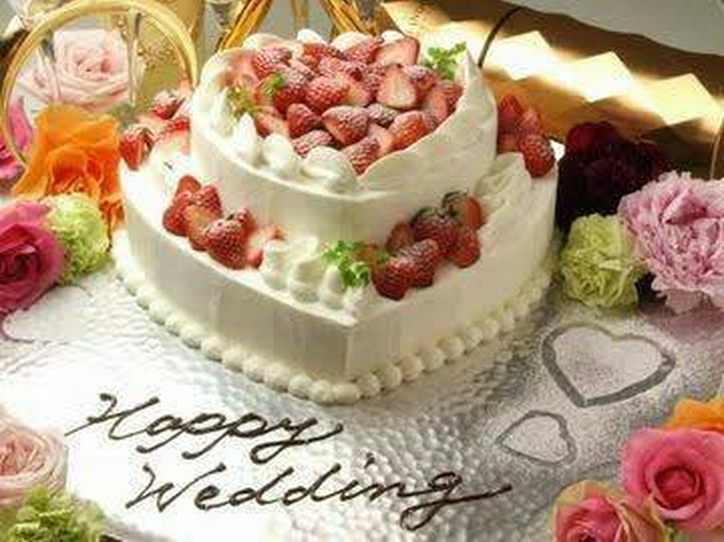 照明や内装の色合いにこだわって表現されたゴージャス感ある店内