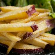 女性に人気の一品。芋の甘みをバターのコクがより一層引き立てます。