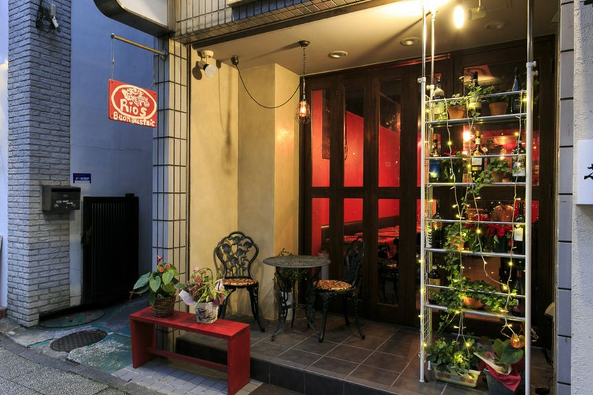 おしゃれな元町のローマを感じるお店は、デートに最適です