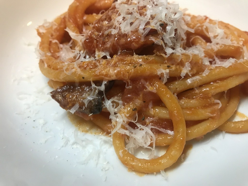 ローマ伝統パスタ ブカティーニアマトリチャーナ（70g）