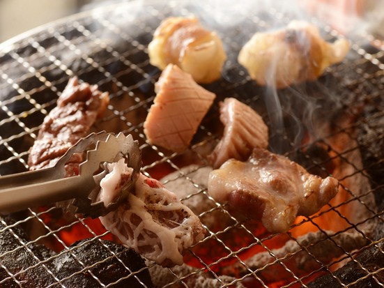 炭火焼ホルモン まんてん 代々木店 新宿南口 代々木 焼肉 のグルメ情報 ヒトサラ