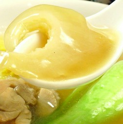 フカヒレの姿煮込み