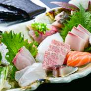 鯛、ヤリイカなどの旬の味を、有明海苔と共に。海苔産地ならではの珍しい食べ方が味わえるメニューです。