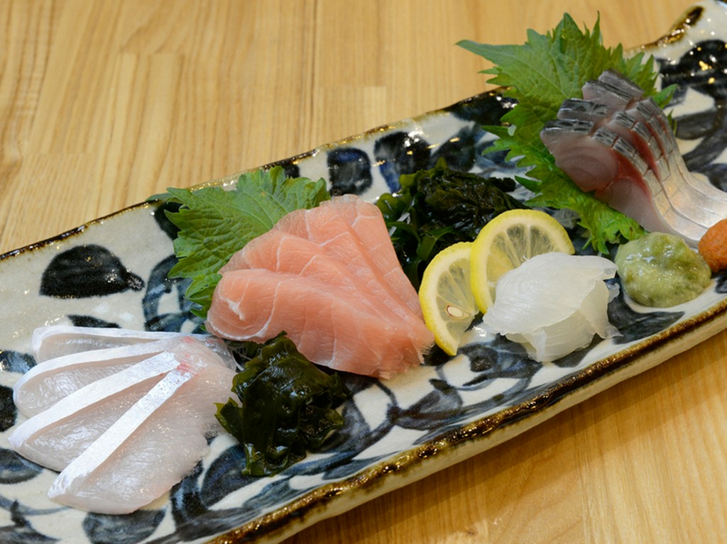 その日に水揚げされたものだけを使う『刺盛り』