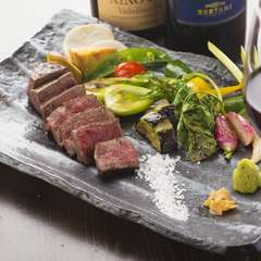 肉そのものの旨みがシンプルに味わえる『宮崎牛ヒレステーキ』