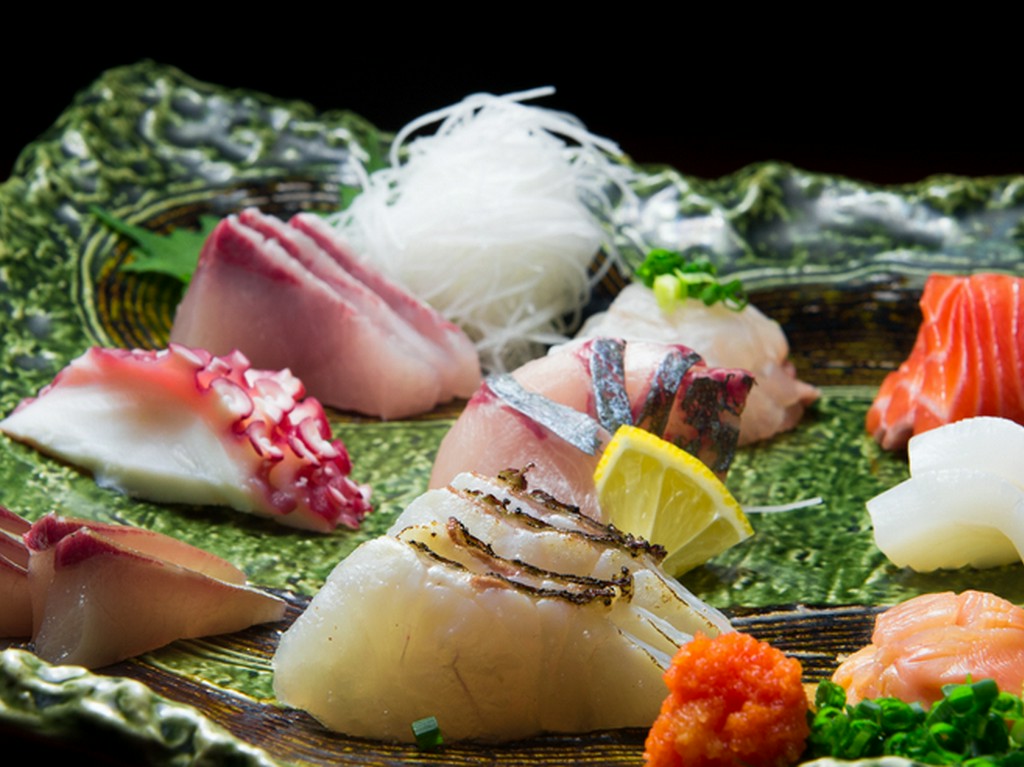 鐘崎の漁師さんから仕入れる鮮魚を使用『鮮魚刺身盛り合わせ』