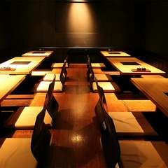 落ち着いてゆったりと、くつろげる空間で「比内地鶏」に舌鼓