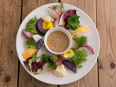 『農家さん自慢のお野菜を使ったバーニャカウダー』はオススメ