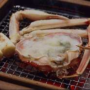 旬の天然魚介類、京野菜、松阪肉、ジビエ料理など豊富に取り揃えております。