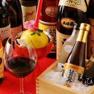 日本酒は司牡丹・土佐鶴・志ら菊・桂月・桃太郎がございます。その他、ビール、焼酎、ワイン、カクテル、シャンパン、ソフトドリンク 等、多種のドリンクを取り揃えております。