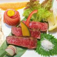 ・本コースは、来店日の当日16時までにご予約をお願い致します。

・飲み放題は表記の30分前がラストオーダーとなります。

・こちらのコースは2名様より承ります。

・ご予約の際は「ヒトサラをみて」のご予約の旨をお伝えください。