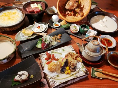 [秋のお集まり事に♪]<前日迄の要予約>"夜"のおまかせ季節のコース5500円(2名様から利用可) 全10品