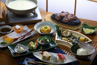 個室でご宴会!!とうふ家おまかせ季節のコース(前日迄に要予約)