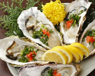 佐渡近海で獲れた新鮮な真牡蠣