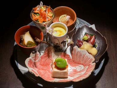 季節ごとの旬の食材を楽しめるコースは歓送迎会にもおすすめ
