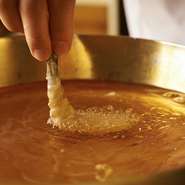 大切なご友人。ご親族。
上席の方とご一緒にいつもよりワンランク上の空間。お時間をお楽しみ頂けたらと思います。
