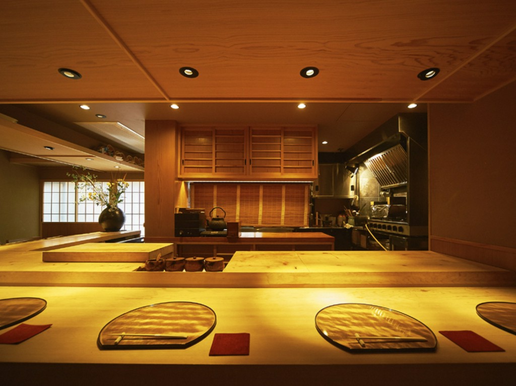 洗練された雰囲気で楽しむ大人デート