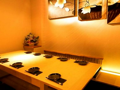 繁華街の中心で過ごす、ゆっくりとした時間