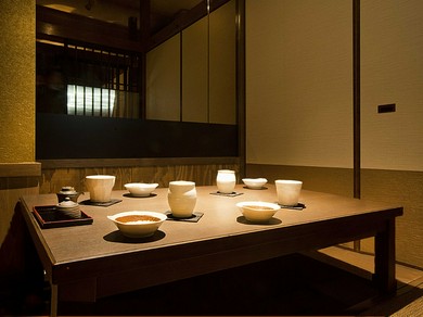 博多の落ち着いた雰囲気の居心地のいいお店 ヒトサラ