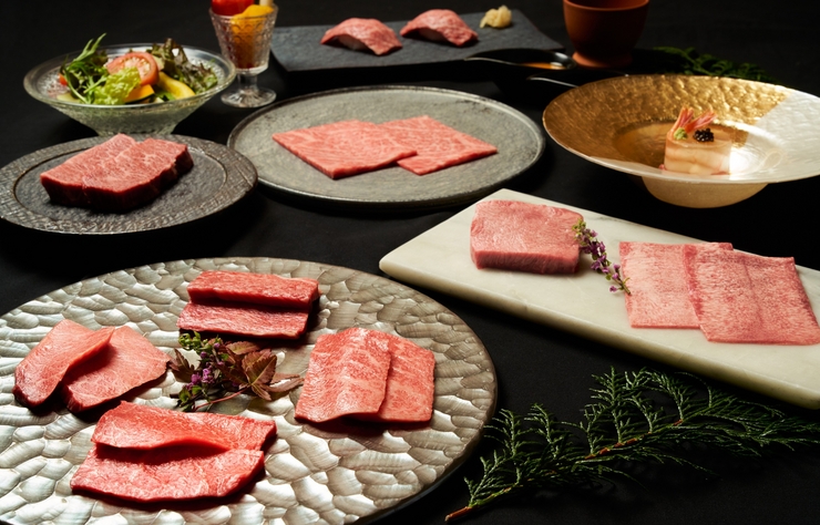 [Takumi Course] A gorgeous and sumptuous meal featuring seafood, Wagyu beef tartare, thick-cut Wagyu beef skirt steak, and more. 10,000 yen per person (9 dishes total).