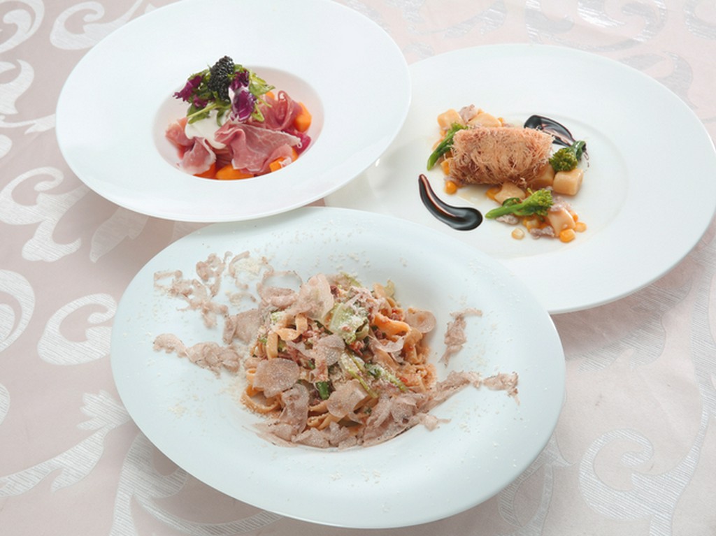 特別な日、記憶に残るとっておきのディナーを