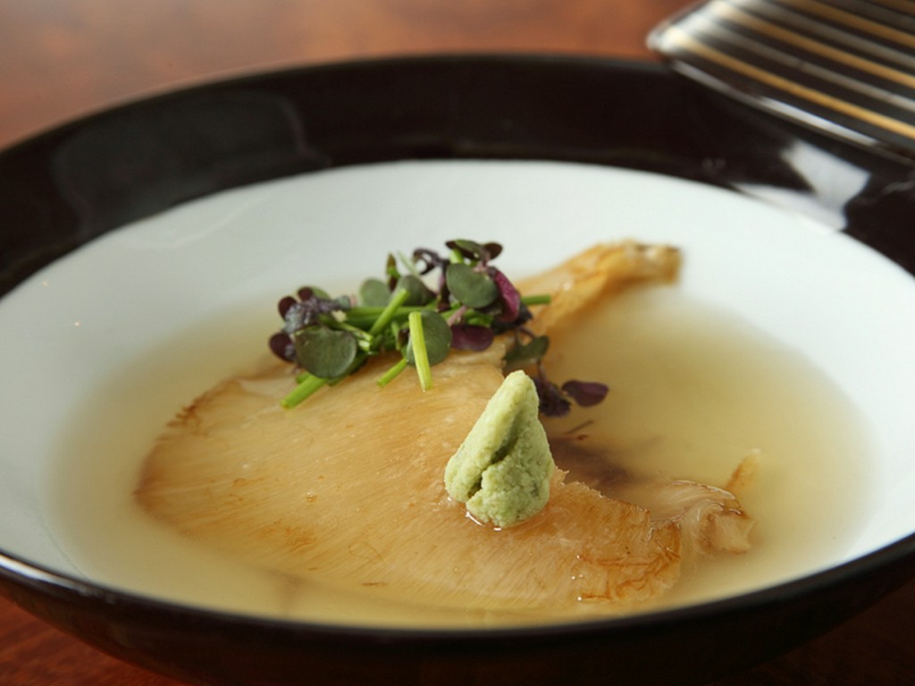 オリジナルメニューに舌鼓『ふかひれ姿焼き』